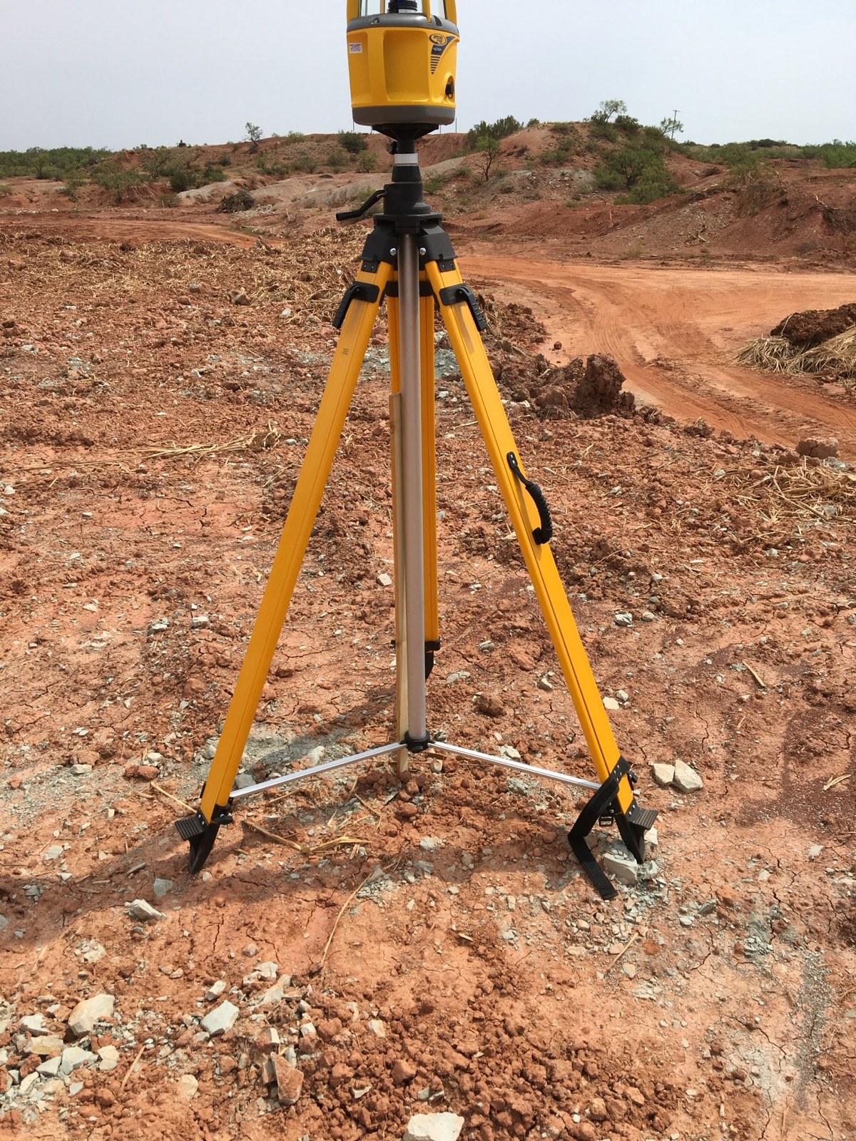 Precision grade control instrument on a tripod